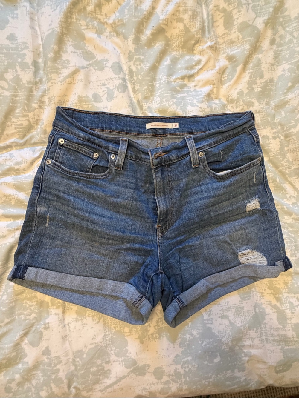 Levi's Distressed Rolled-Cuff Denim Shorts - Blue
